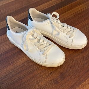 Steve Madden Catcher White Lace Up Faux Leather Low Top Sneakers Size 10M